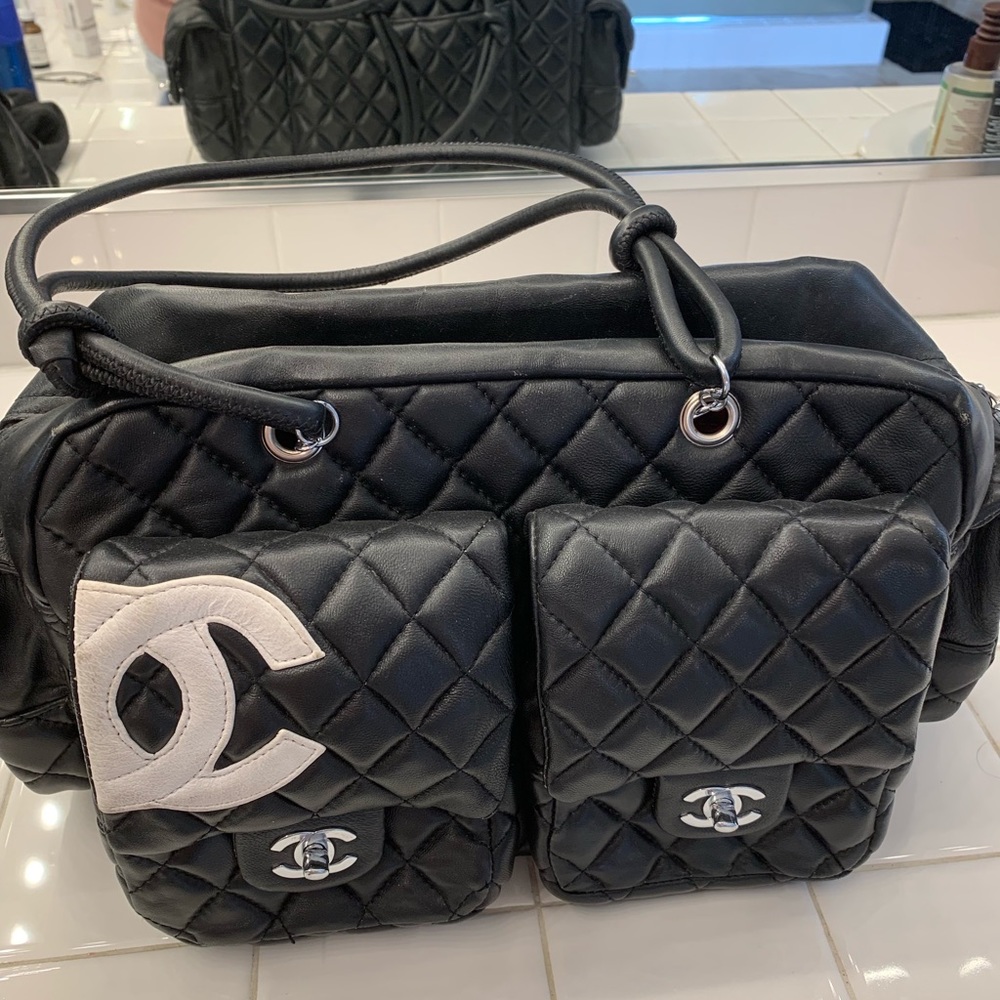 Iconic Chanel bag !!!! - Picture 2 of 8